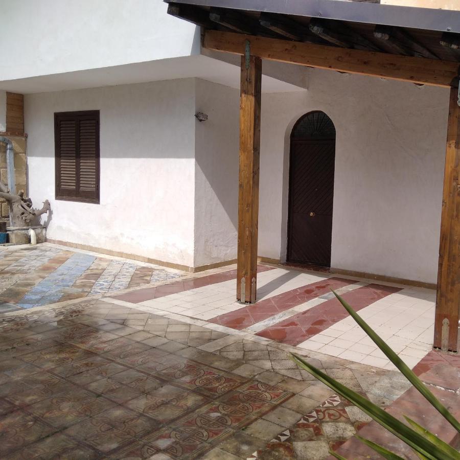 Villa Casale Guidaloca à Castellammare del Golfo Extérieur photo