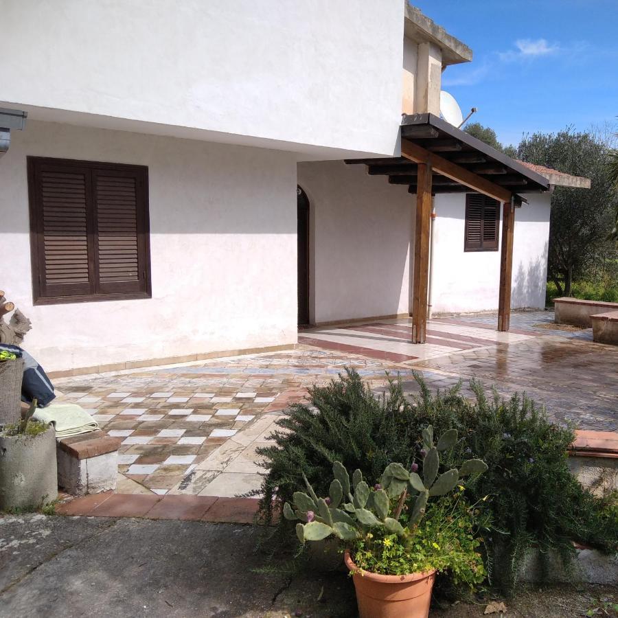 Villa Casale Guidaloca à Castellammare del Golfo Extérieur photo